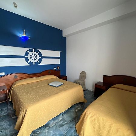 Hotel La Carruba 切特拉罗 外观 照片